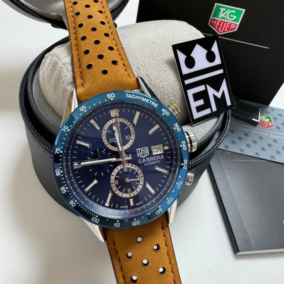 TAG Heuer Carrera Chronograph Blau – Automatik | Wildlederarmband