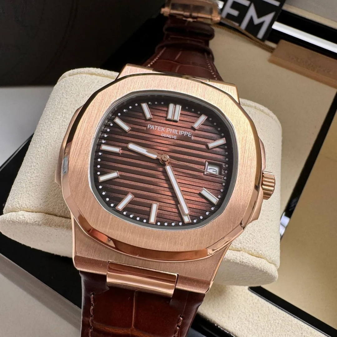 Patek Philippe Nautilus Roségold Braun Automatik