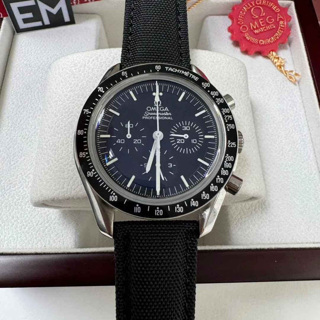 Omega Speedmaster Professional Moonwatch – Schwarz | Chronograph