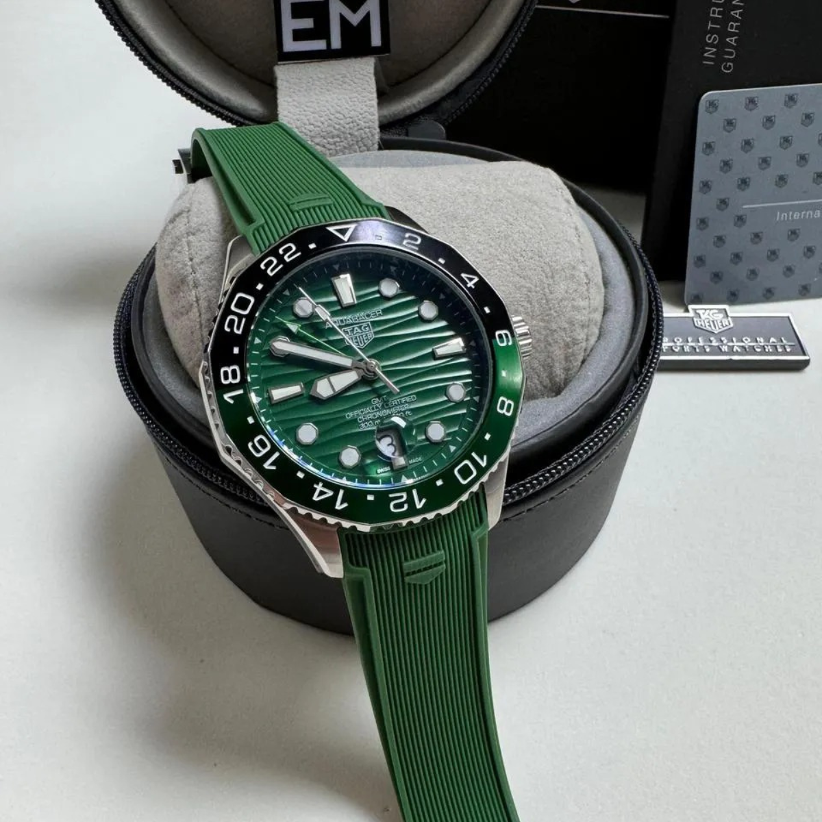 TAG Heuer Aquaracer GMT – Grün Rubber