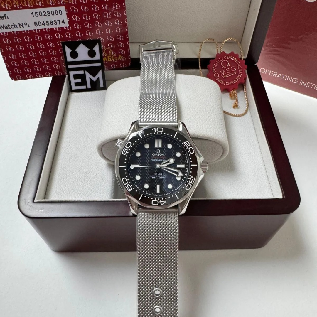 Omega Seamaster „Diver 300M“ Schwarz / Mesh-Armband