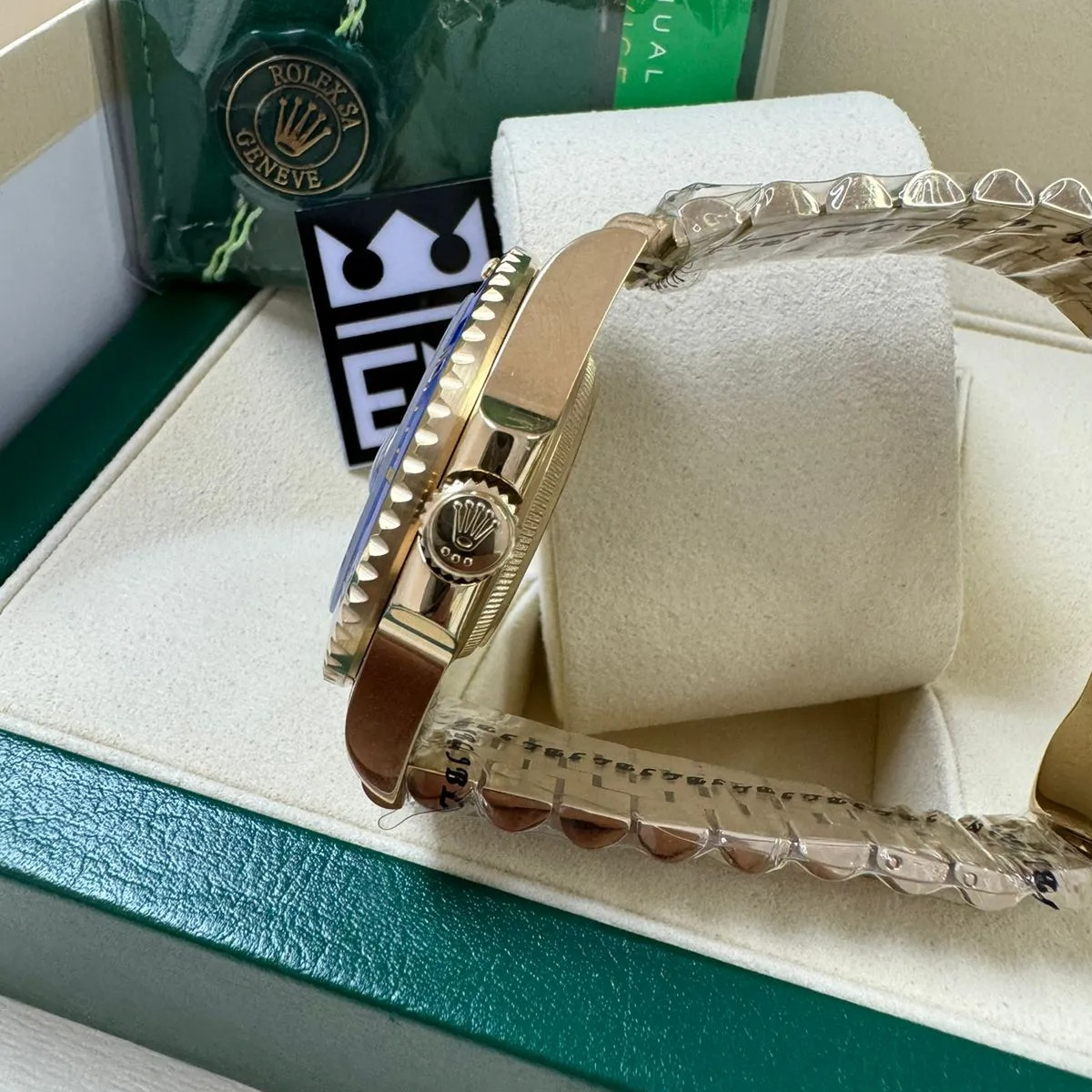 Rolex Submariner 40 – Blaues Zifferblatt – Gelbgold