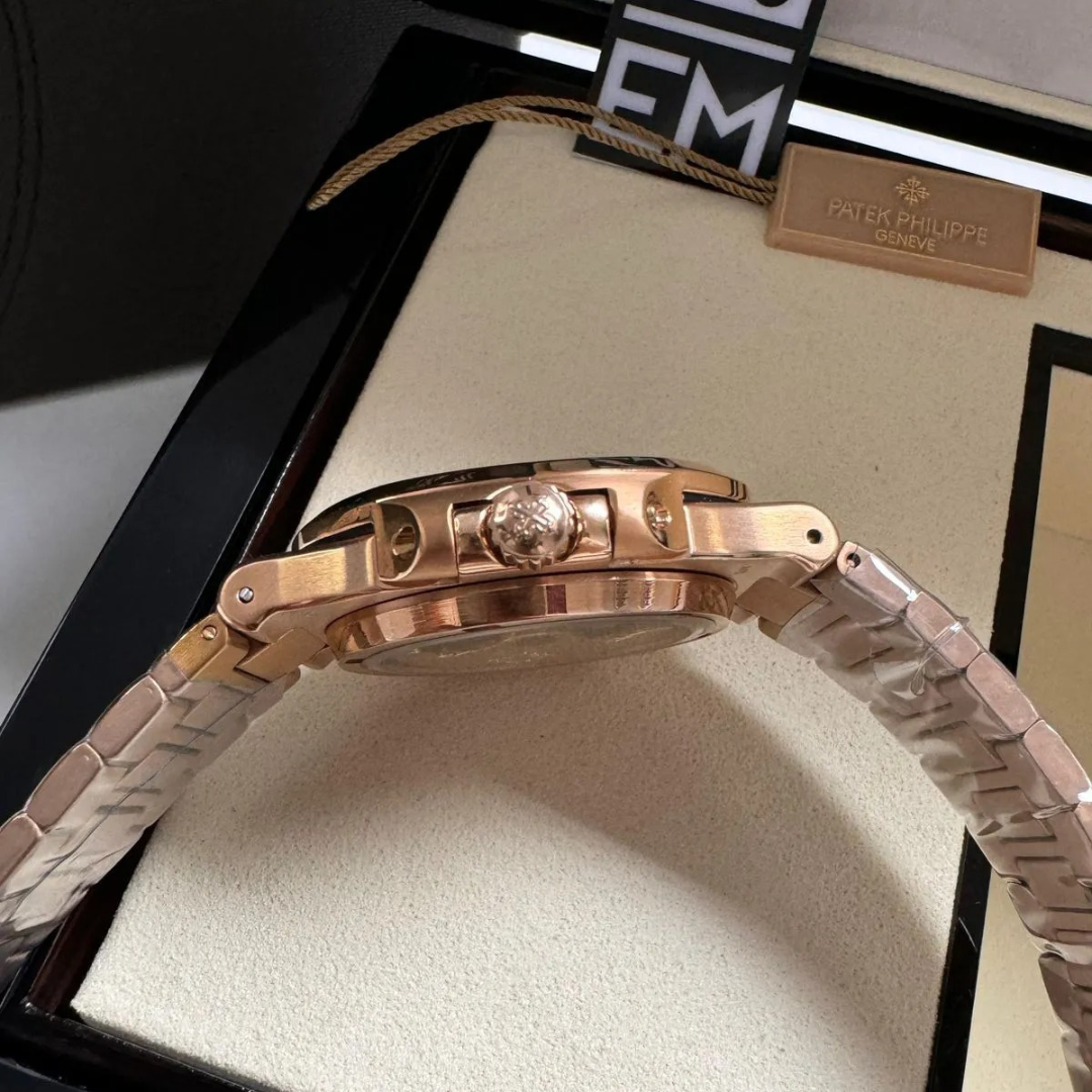 Patek Philippe Nautilus Roségold Automatik