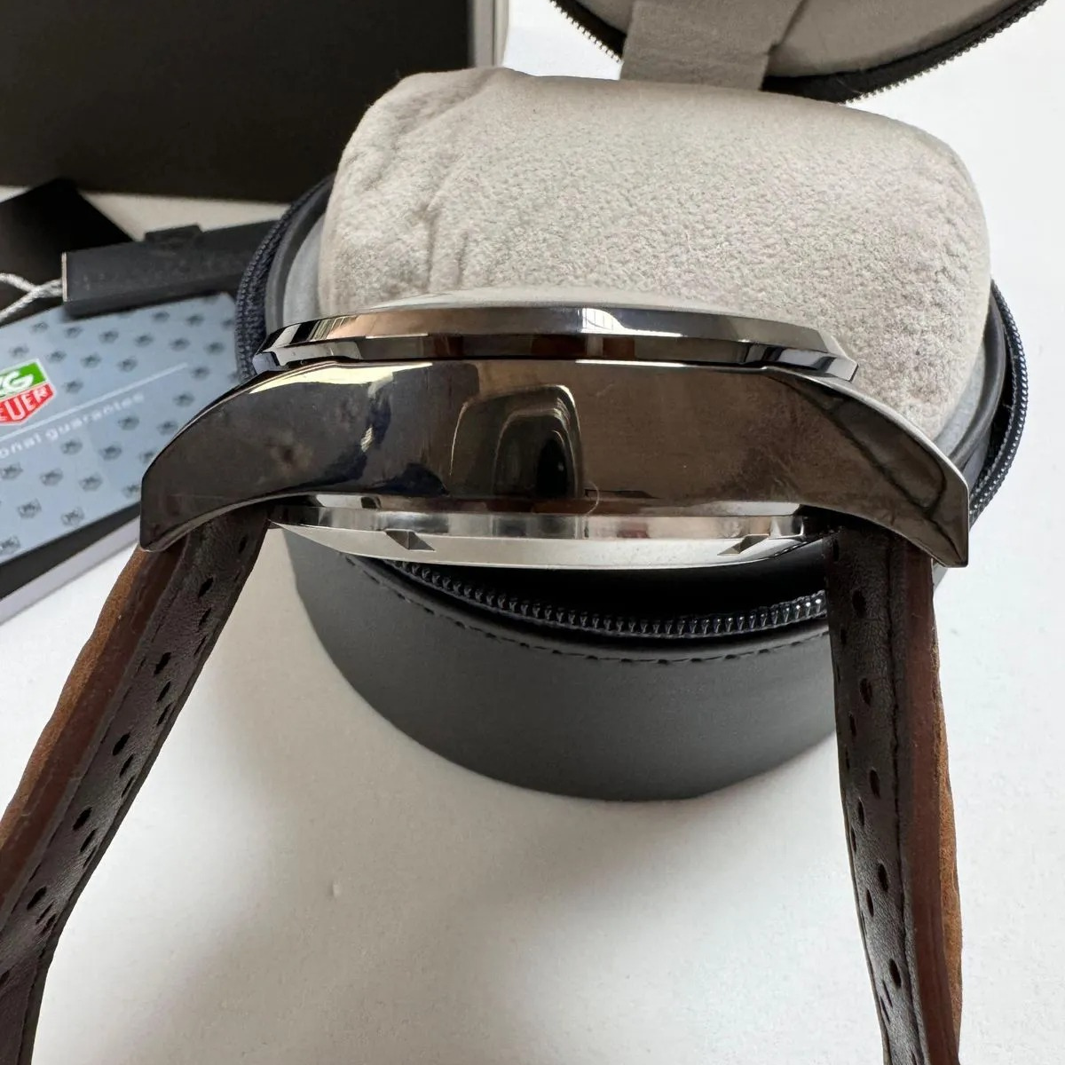 TAG Heuer Carrera Chronograph Schwarz Braun Lederband