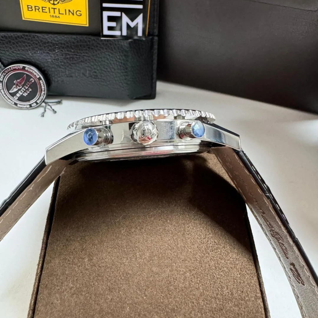 Breitling Navitimer Schwarzes Zifferblatt