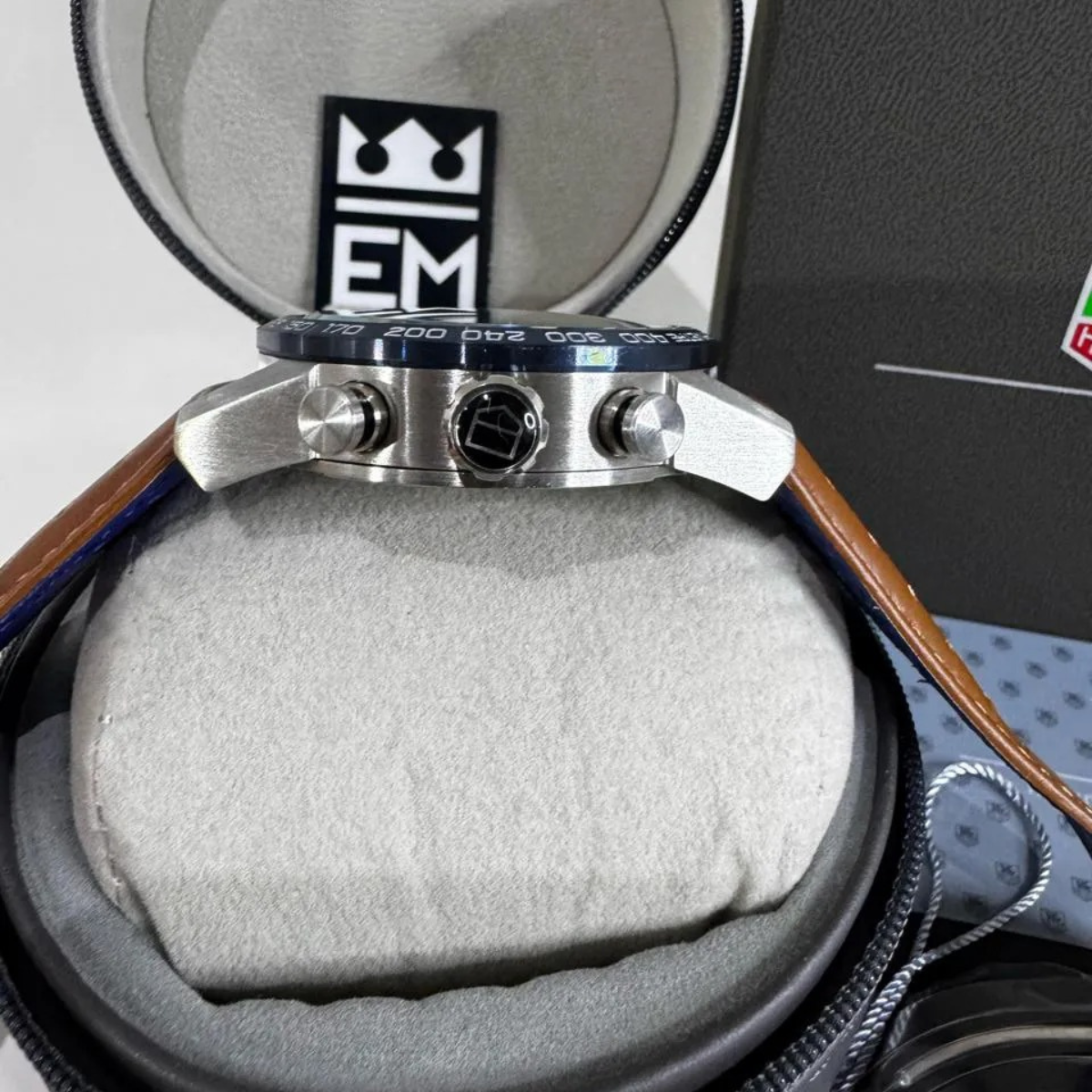 TAG Heuer Carrera Chronograph – Blau/Braun – Heuer 02 – 80 Stunden