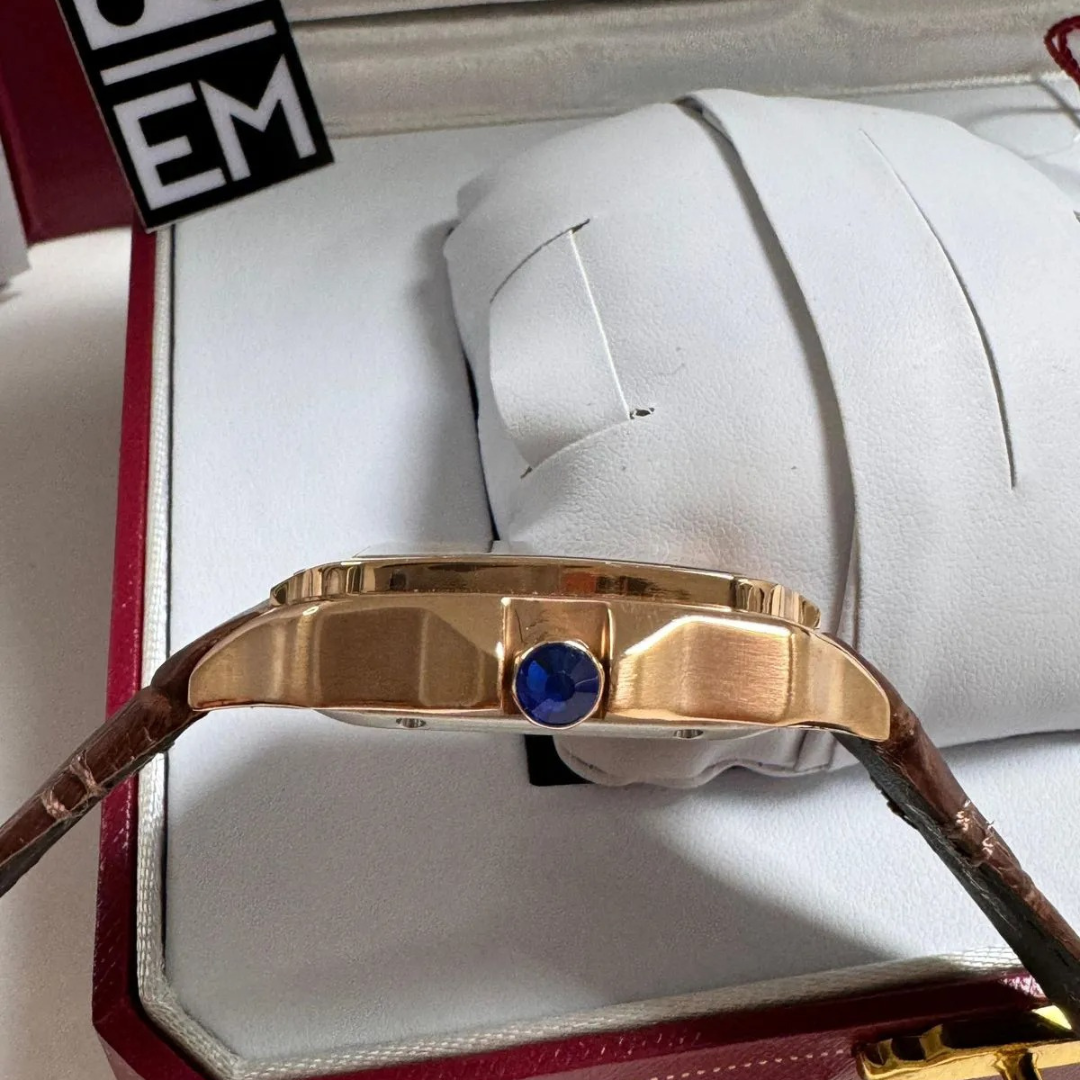 Cartier Santos Automatik – Gold mit Braunem Lederarmband