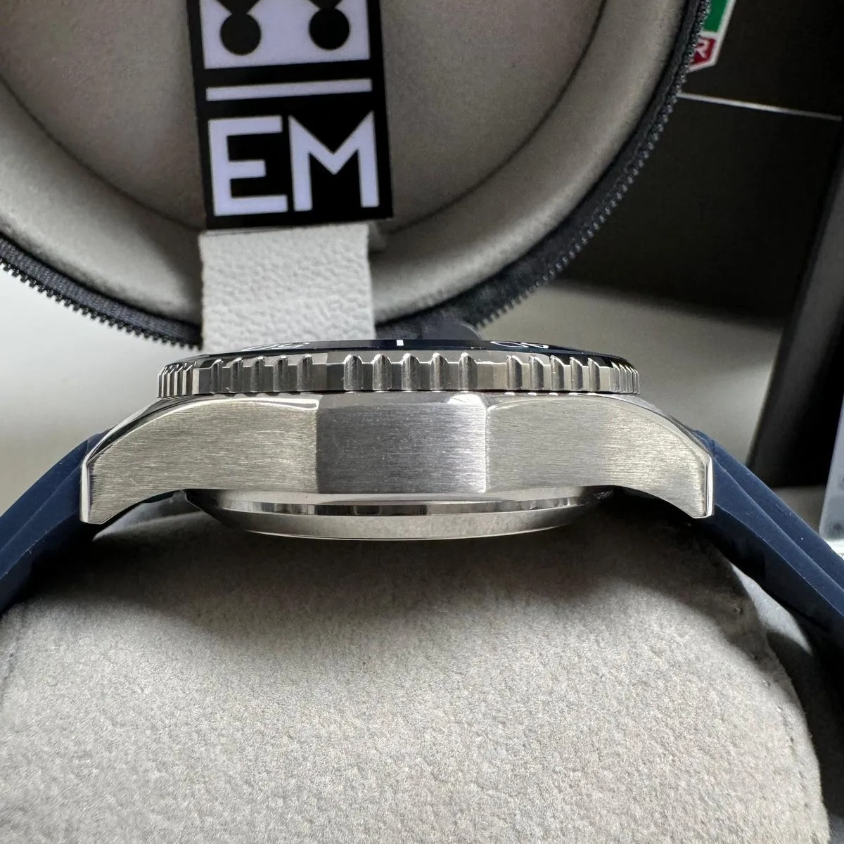 TAG Heuer Aquaracer Blau Chronometer 300M Kautschukband