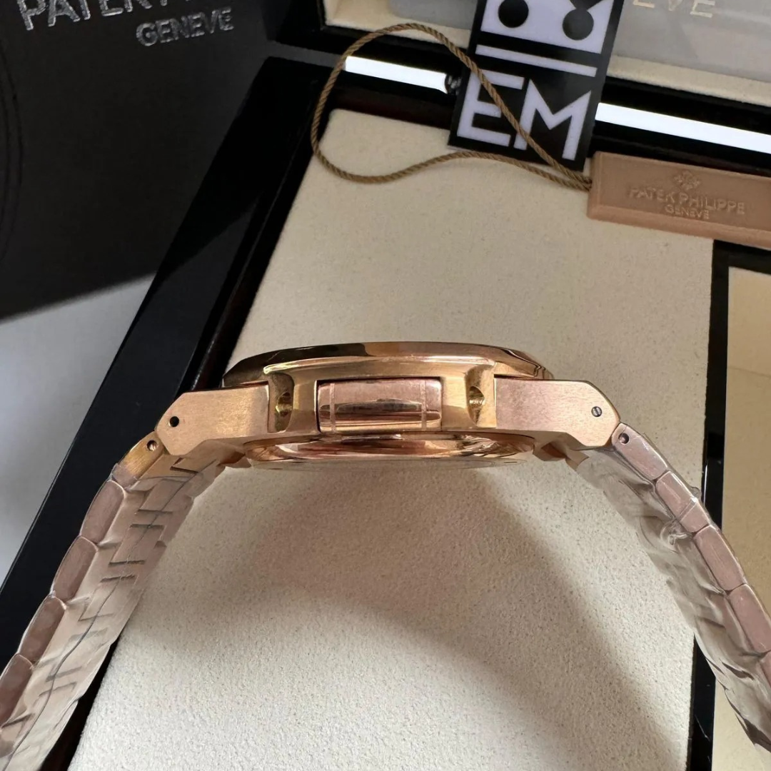 Patek Philippe Nautilus Roségold – Automatik mit Vollkalender