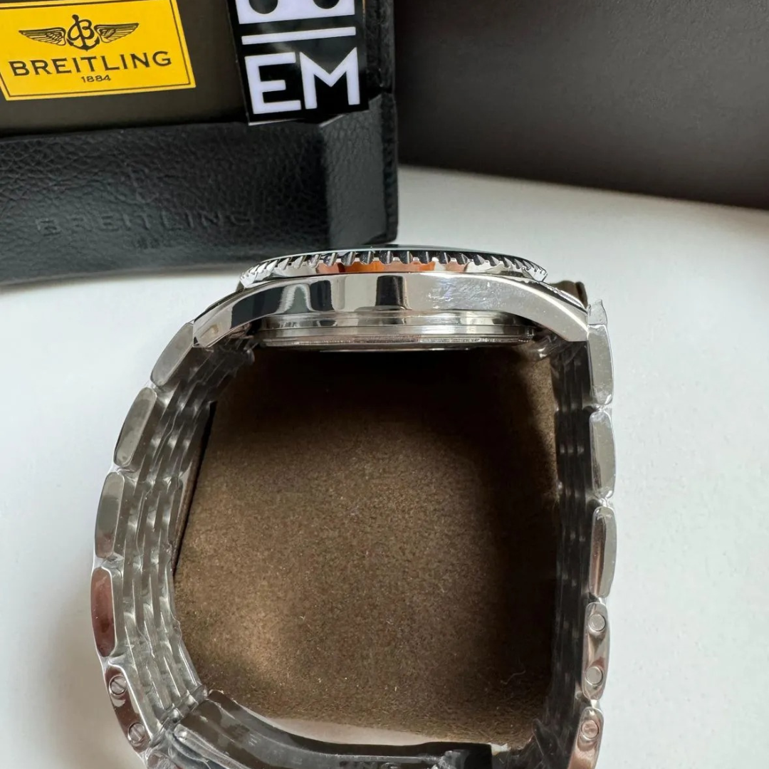 Breitling Navitimer Silber Edelstahl