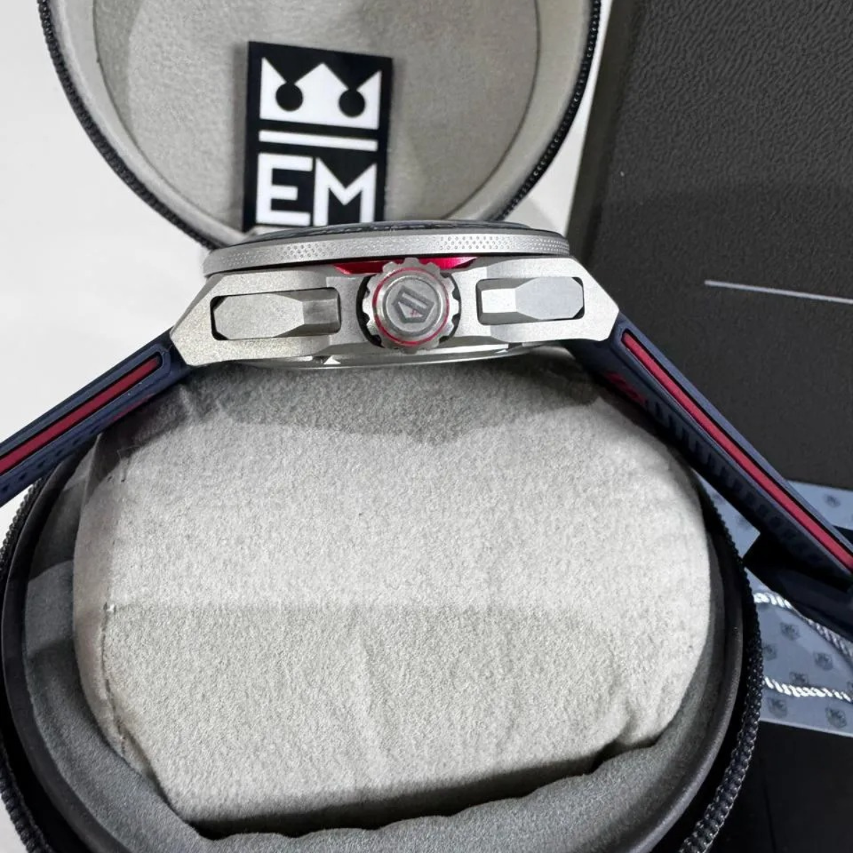 TAG Heuer Formula 1 Automatik Chronograph – Blau Titan