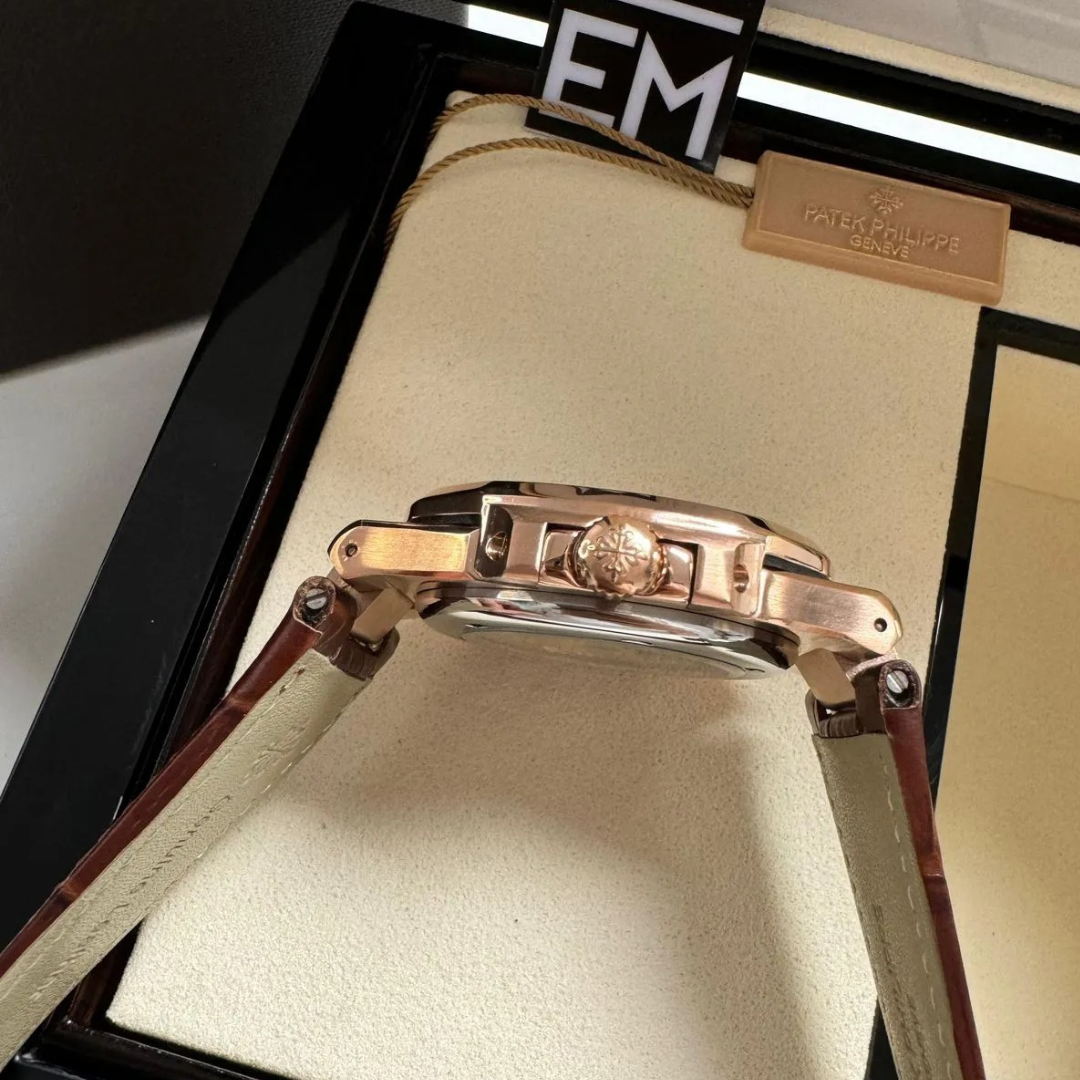 Patek Philippe Nautilus Roségold Braun Automatik