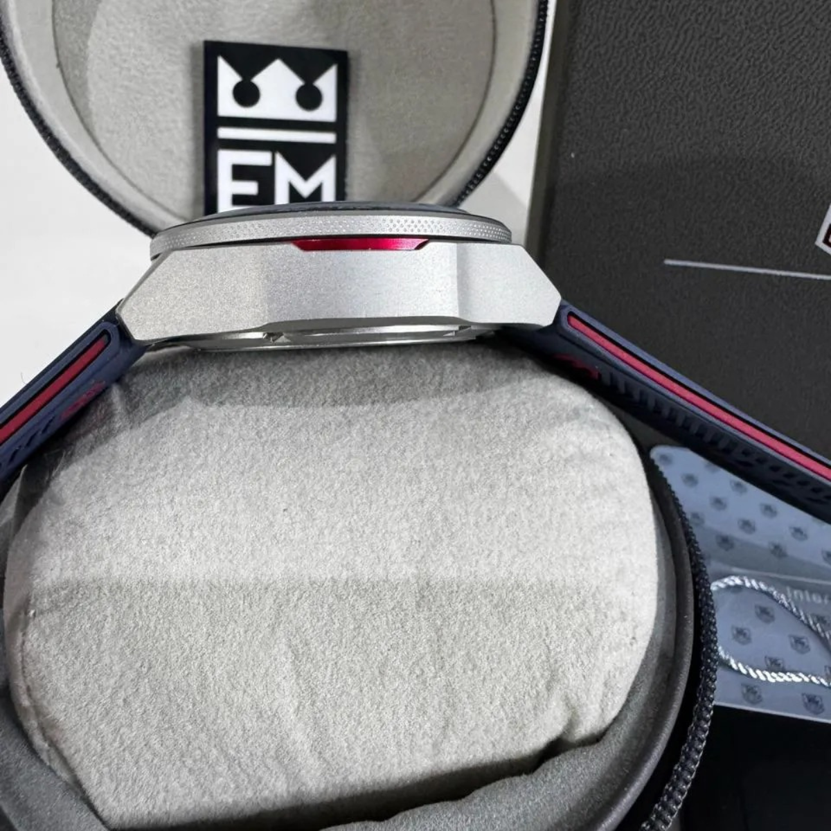 TAG Heuer Formula 1 Automatik Chronograph – Blau Titan