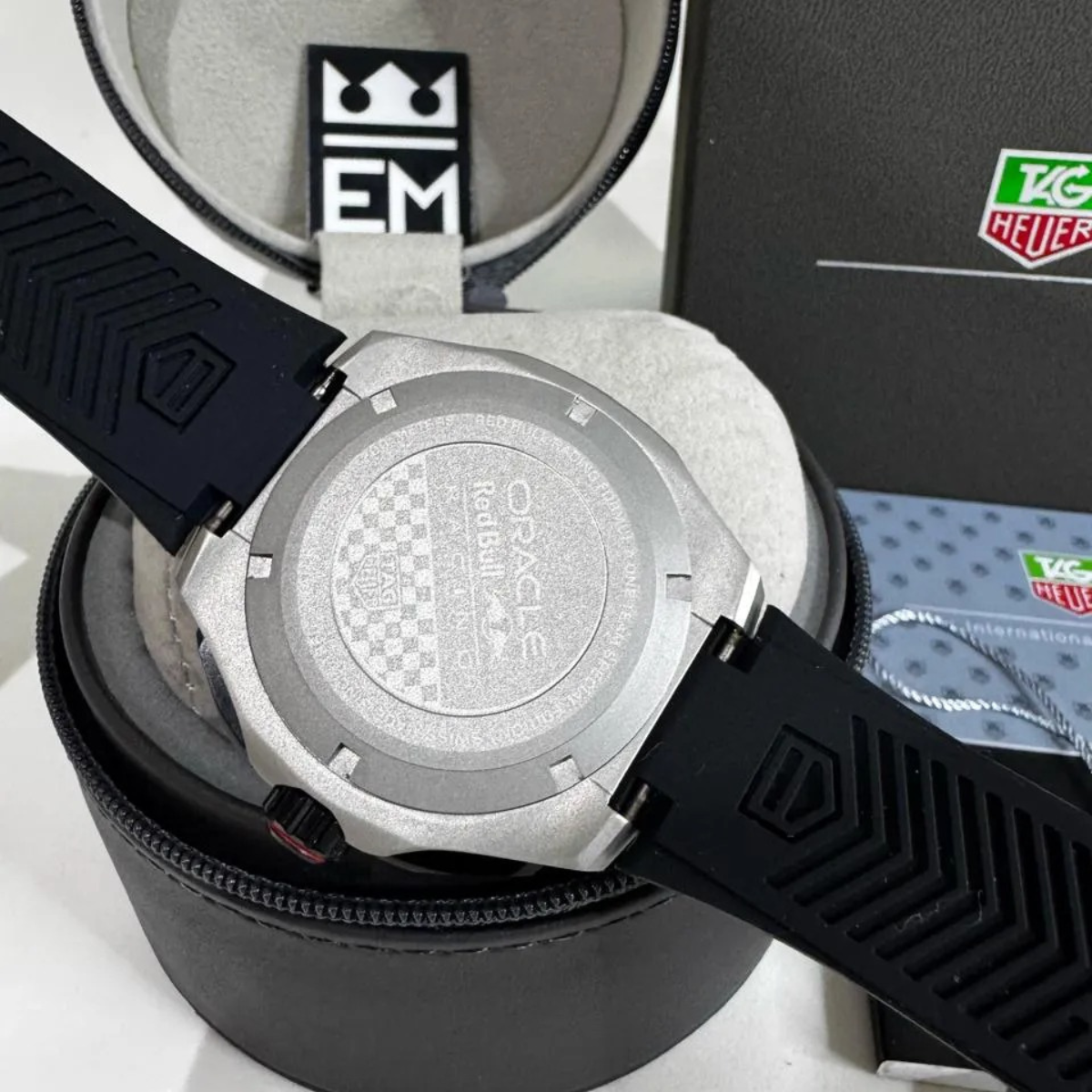 TAG Heuer Formula 1 Automatik Chronograph – Schwarz Rot