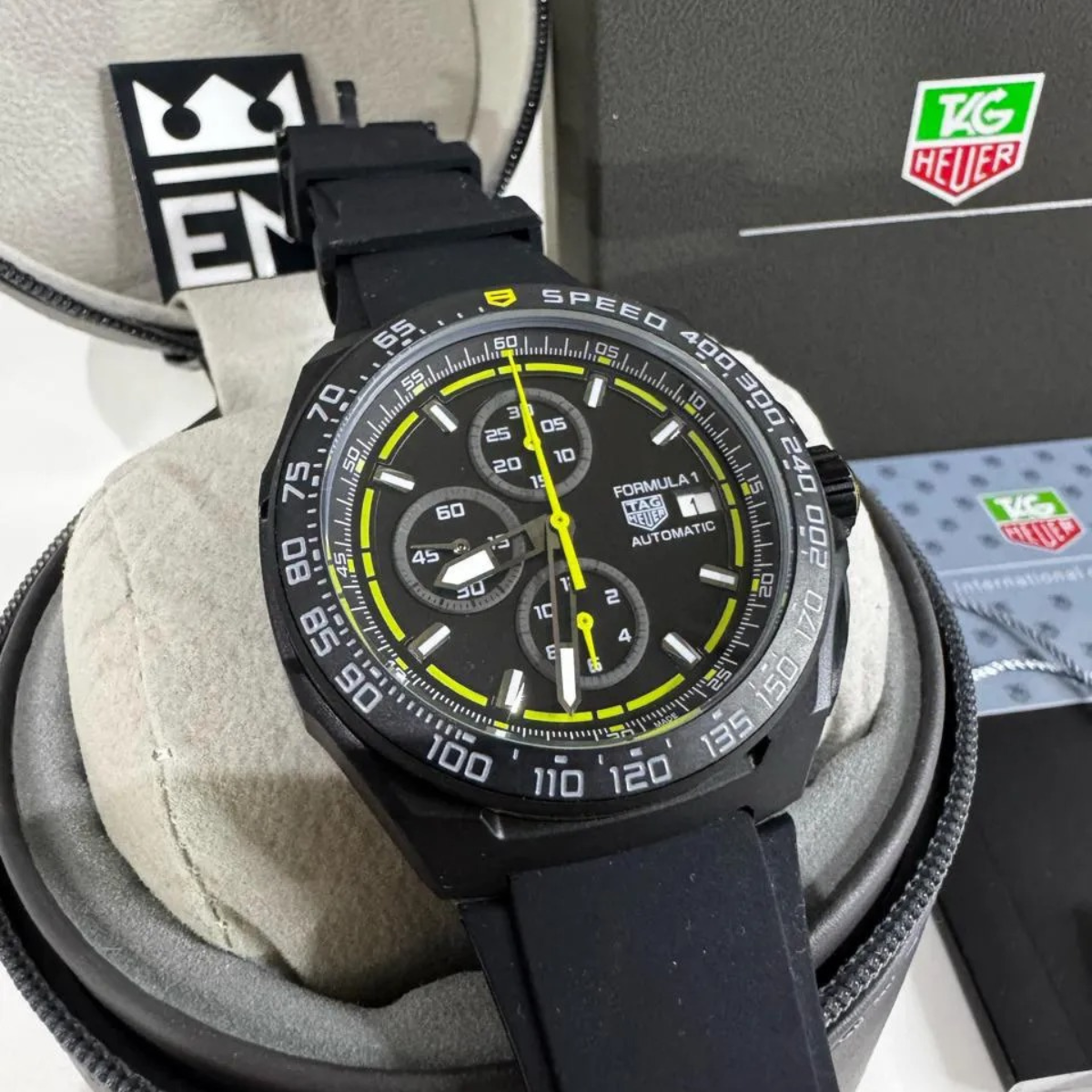 TAG Heuer Formula 1 Automatik Chronograph – Schwarz Gelb
