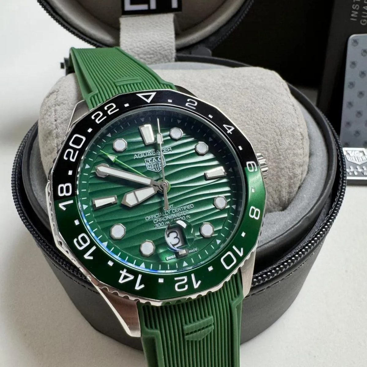 TAG Heuer Aquaracer GMT – Grün Rubber