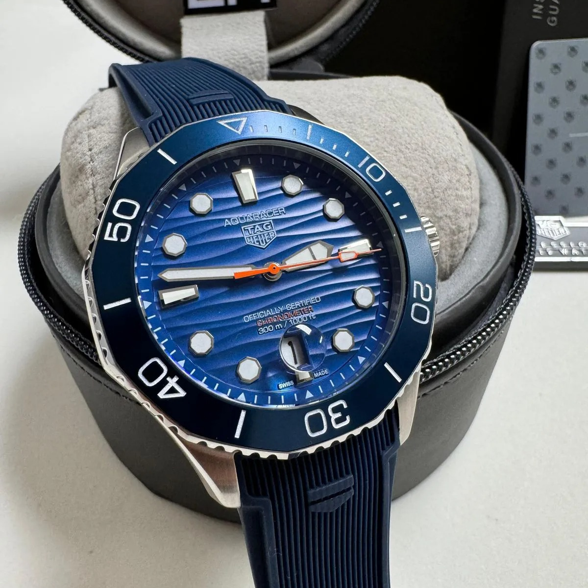 TAG Heuer Aquaracer Blau Chronometer 300M Kautschukband
