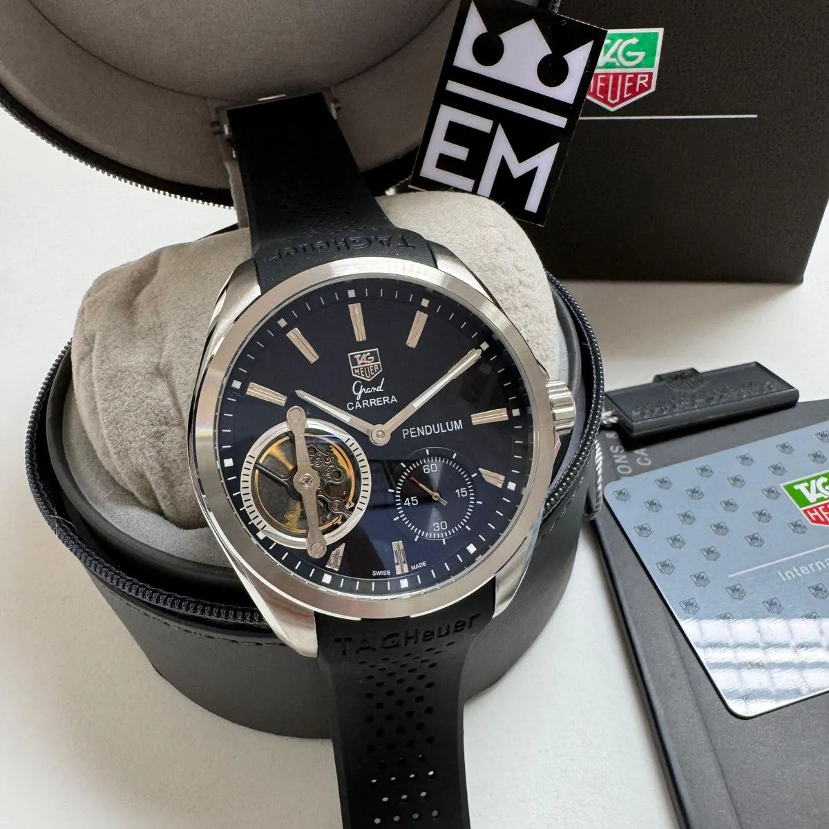 TAG Heuer Carrera Pendulum – Schwarz & Edelstahl