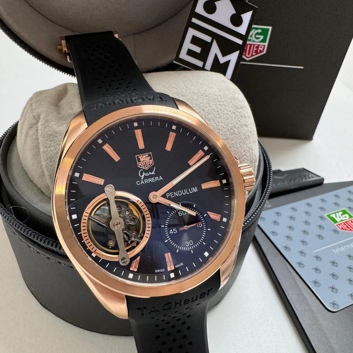 TAG Heuer Carrera Pendulum Roségold – Schwarzes Zifferblatt