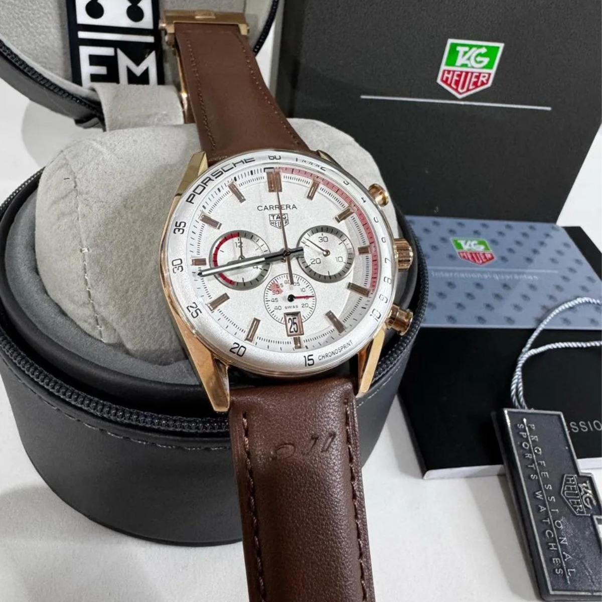 TAG Heuer Carrera Chronosprint – Silber/Rot – Braun Lederband