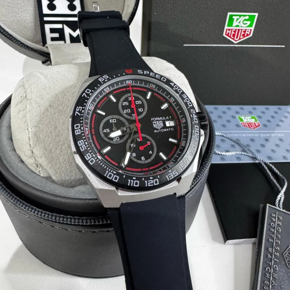 TAG Heuer Formula 1 Automatik Chronograph – Schwarz Rot