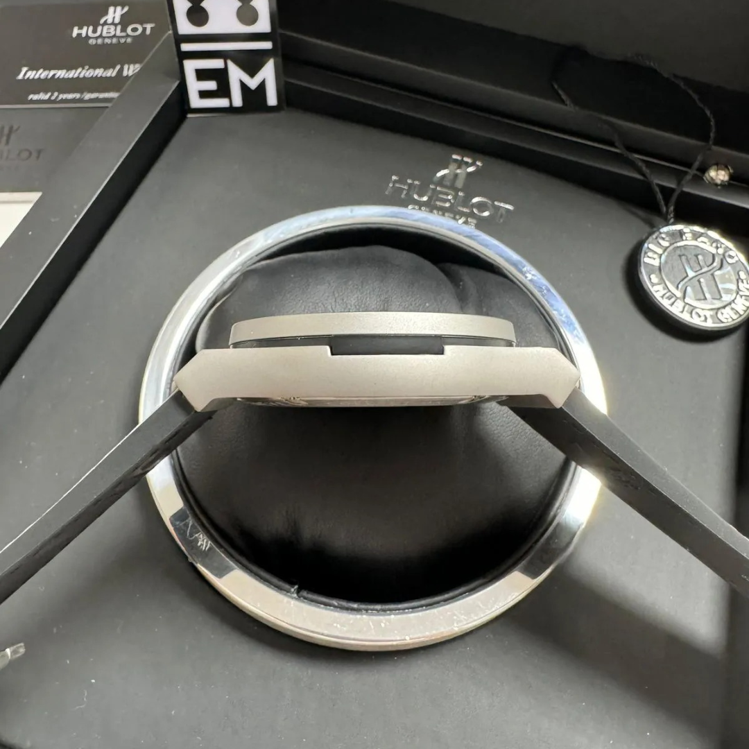 Hublot Classic Fusion Grau Chronograph