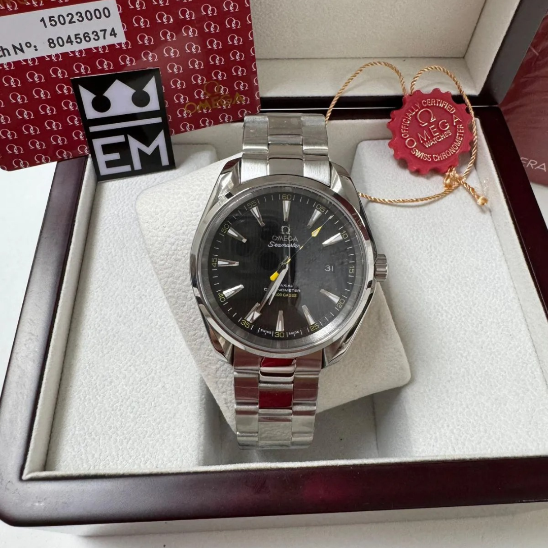 Omega Seamaster Aqua Terra > 15.000 GAUSS (Schwarzes/Zifferblatt in Gelb)