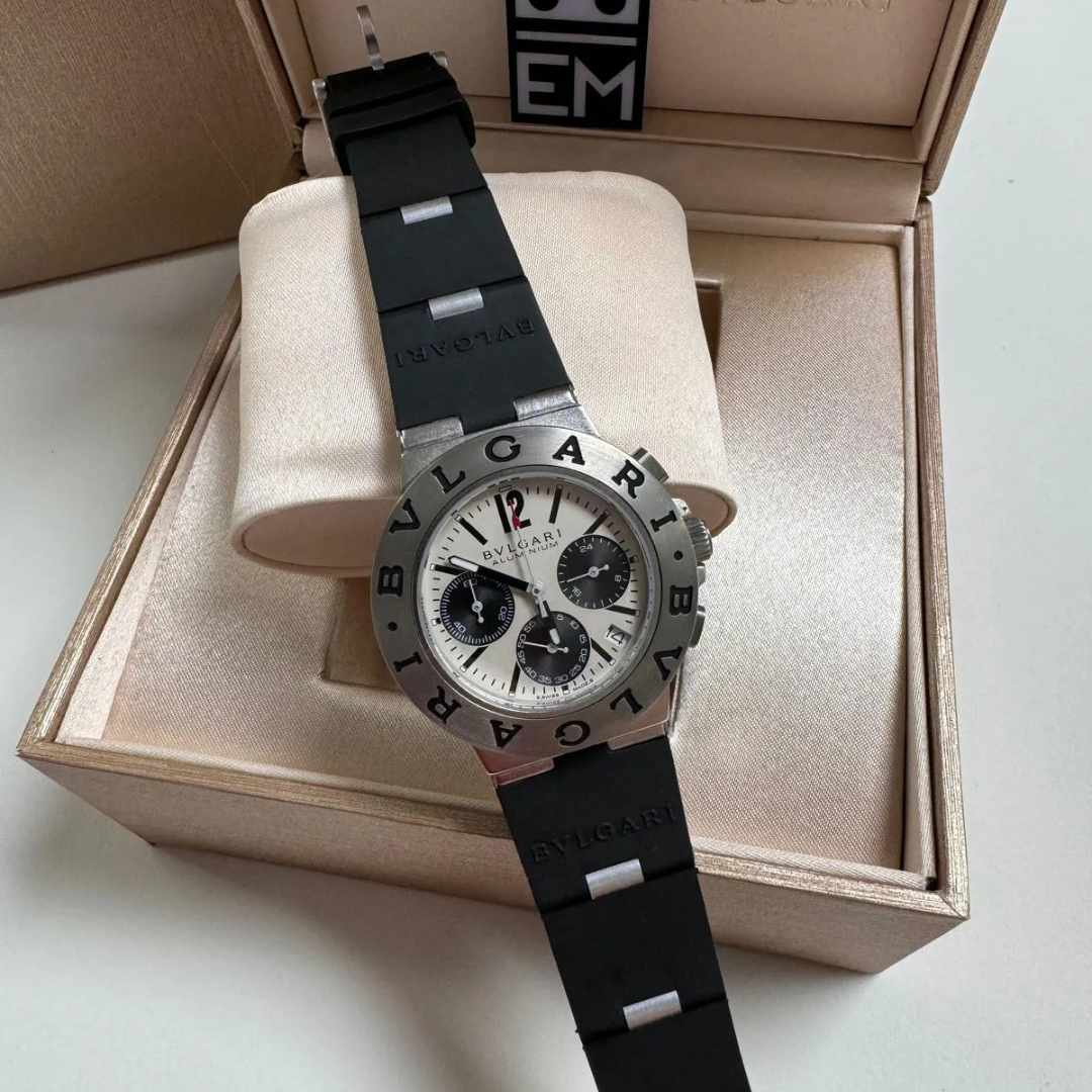 Bvlgari Aluminium Chronograph Schwarz/Weiß – Automatik