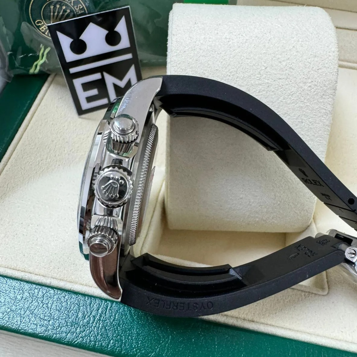 Rolex Daytona 40 – Schwarzes Zifferblatt – Oysterflex