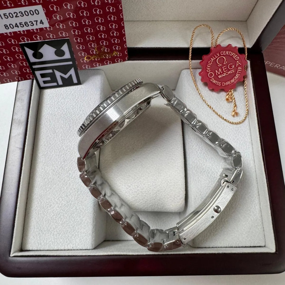 Omega Seamaster Ultra Deep – Blau/Stahl