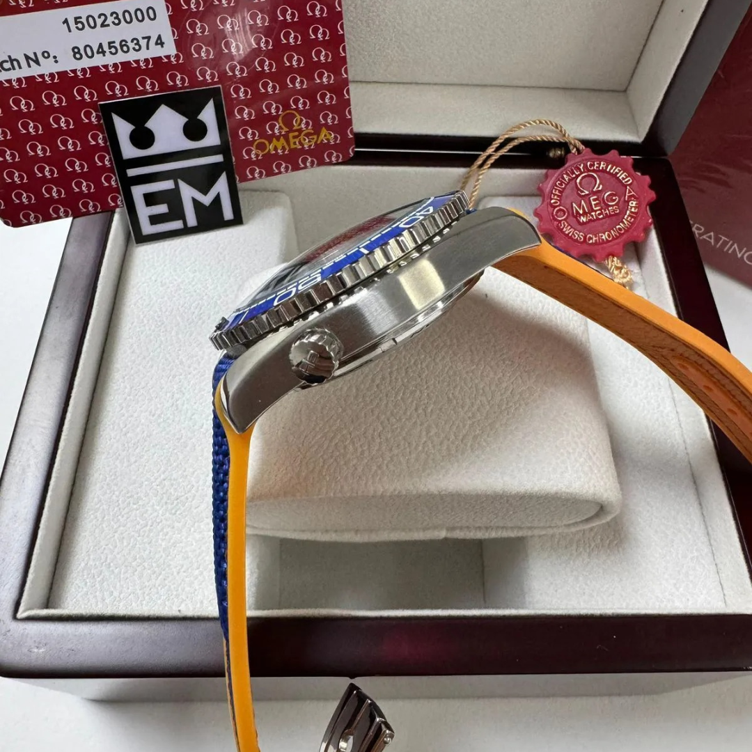 Omega Seamaster Planet Ocean „Co-Axial Chronometer“ – Blau/Orange | Weißes Zifferblatt