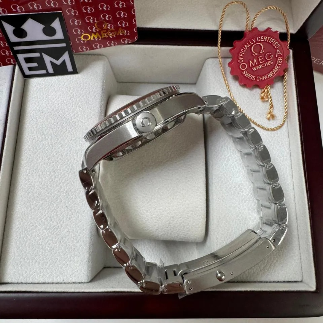 Omega Seamaster Ultra Deep – Orange/Stahl