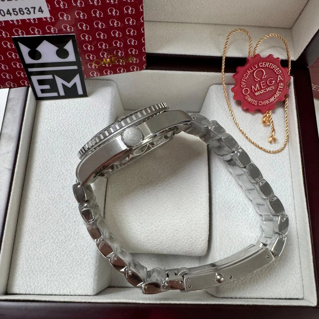 Omega Seamaster Ultra Deep – Blau/Stahl