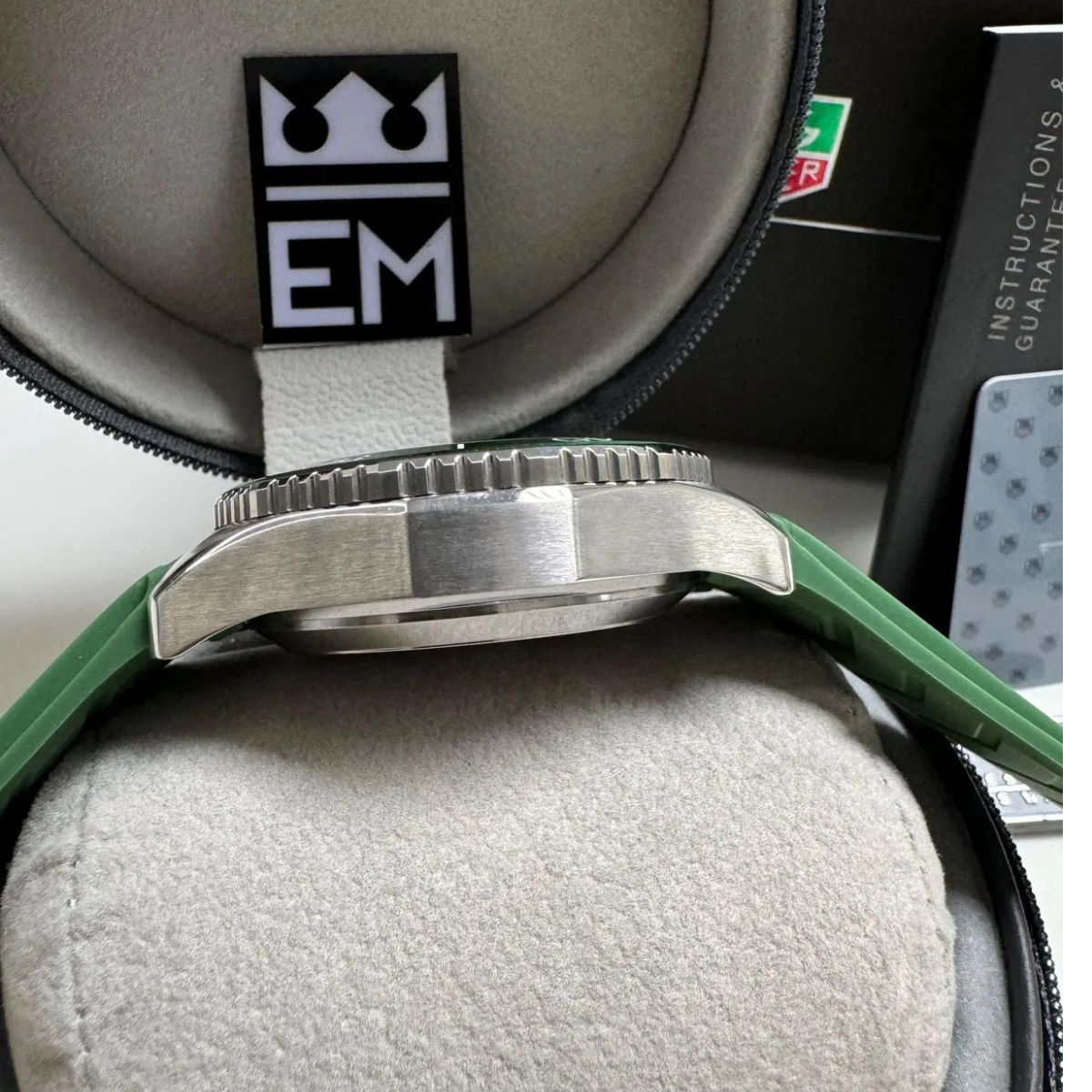 TAG Heuer Aquaracer Grün Chronometer 300M Kautschukband