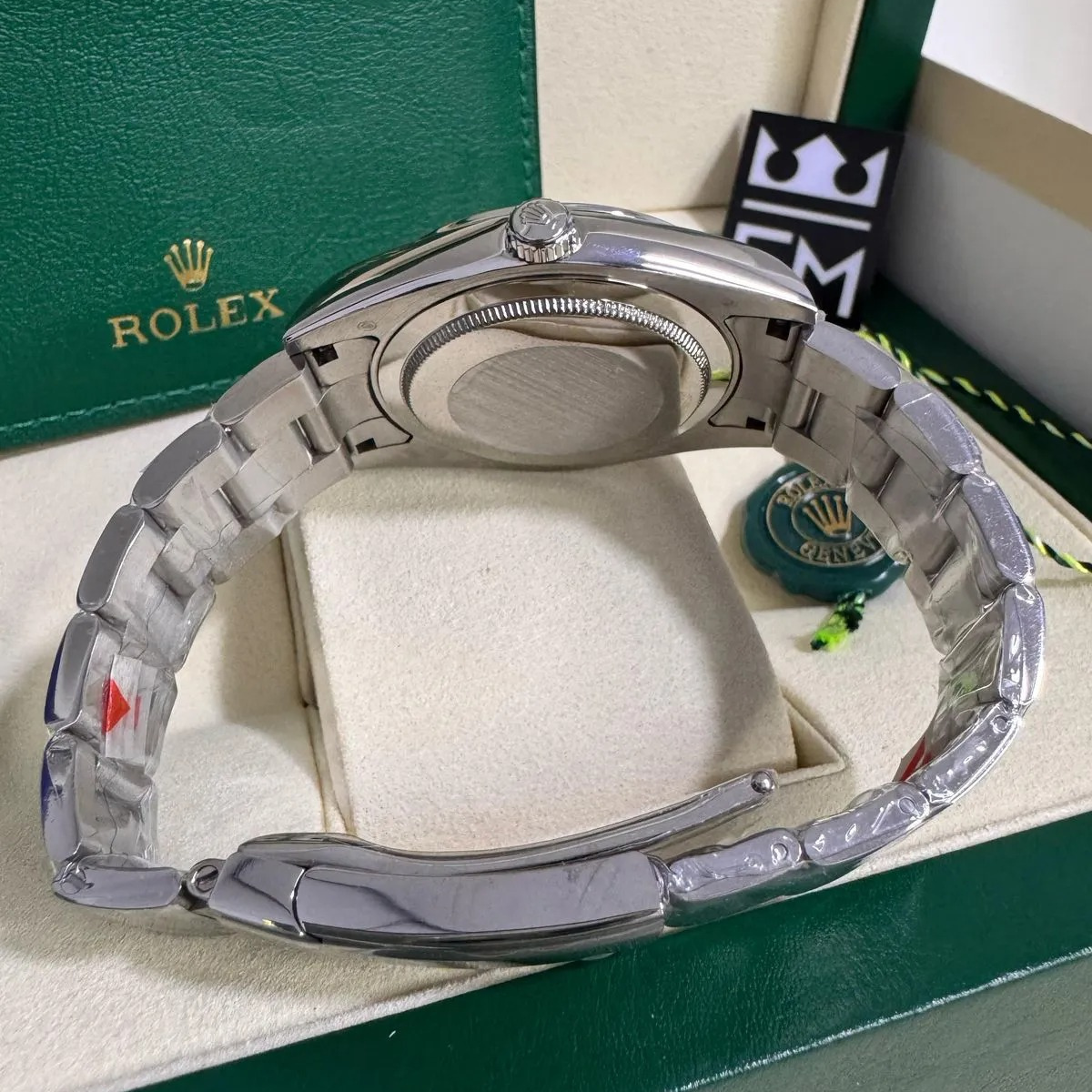 Rolex Oyster Perpetual 36 – Rotes Zifferblatt