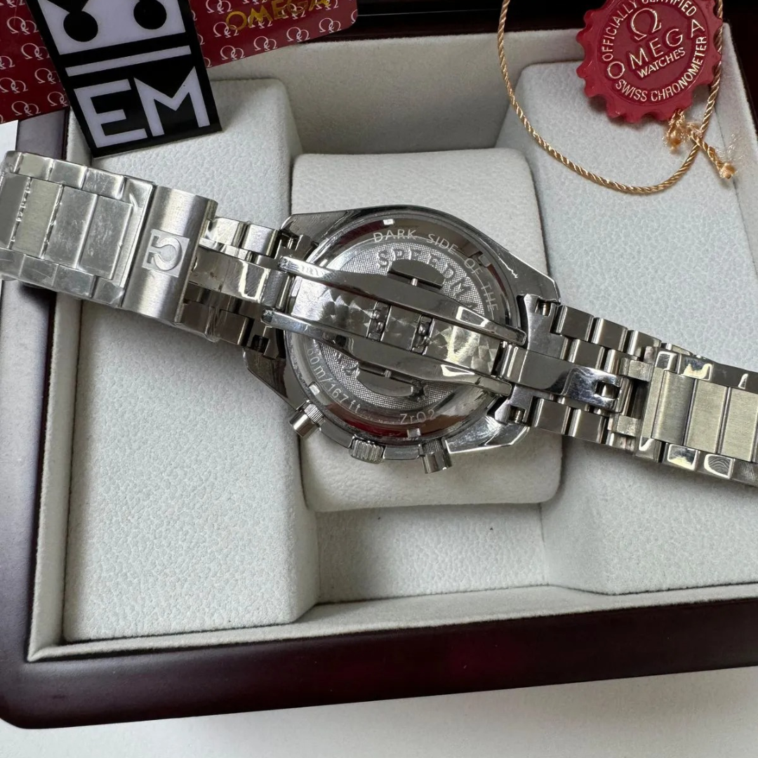 Omega Speedmaster Rotwein-Stahl