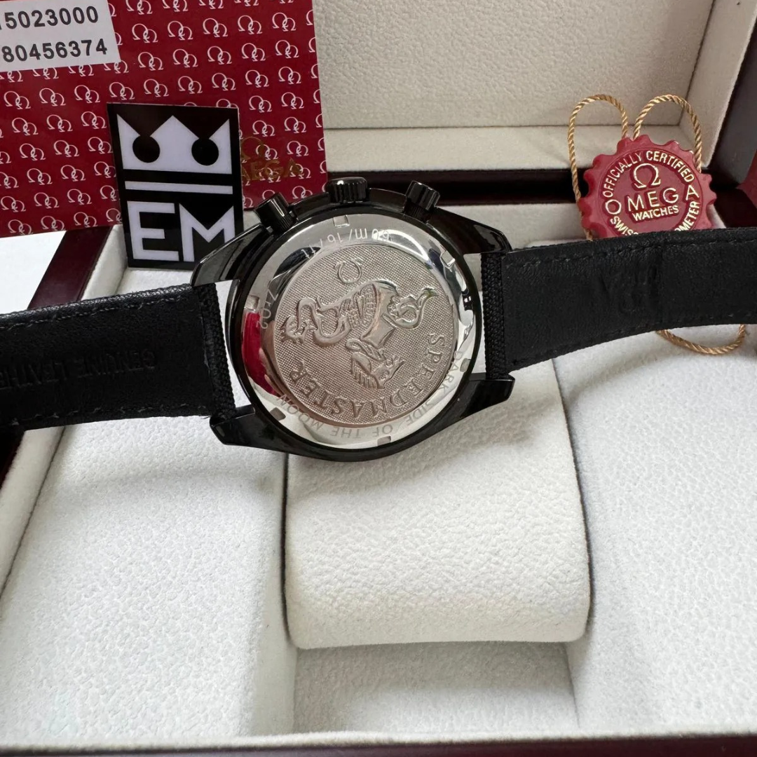 Omega Speedmaster „Dark Side of the Moon“ – Schwarz / Nylonband