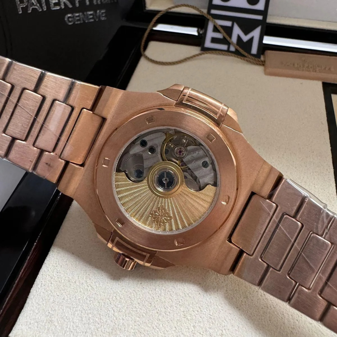 Patek Philippe Nautilus Roségold – Automatik mit Vollkalender