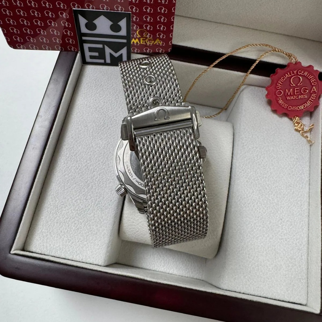 Omega Seamaster 300M Diver „007 Edition“ – Schwarz / Meshband Edelstahl